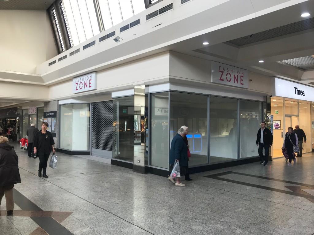 Retail property shopping centre to lease in Unit 10, Ankerside