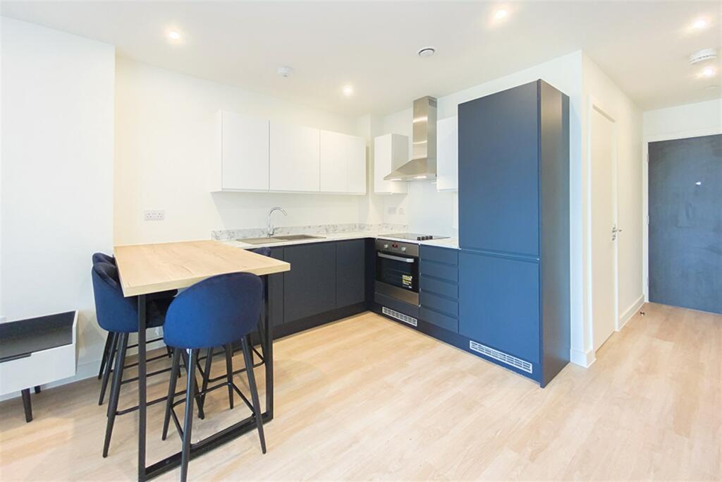 2 bedroom apartment for rent in Laurence Place, Embankment West M3