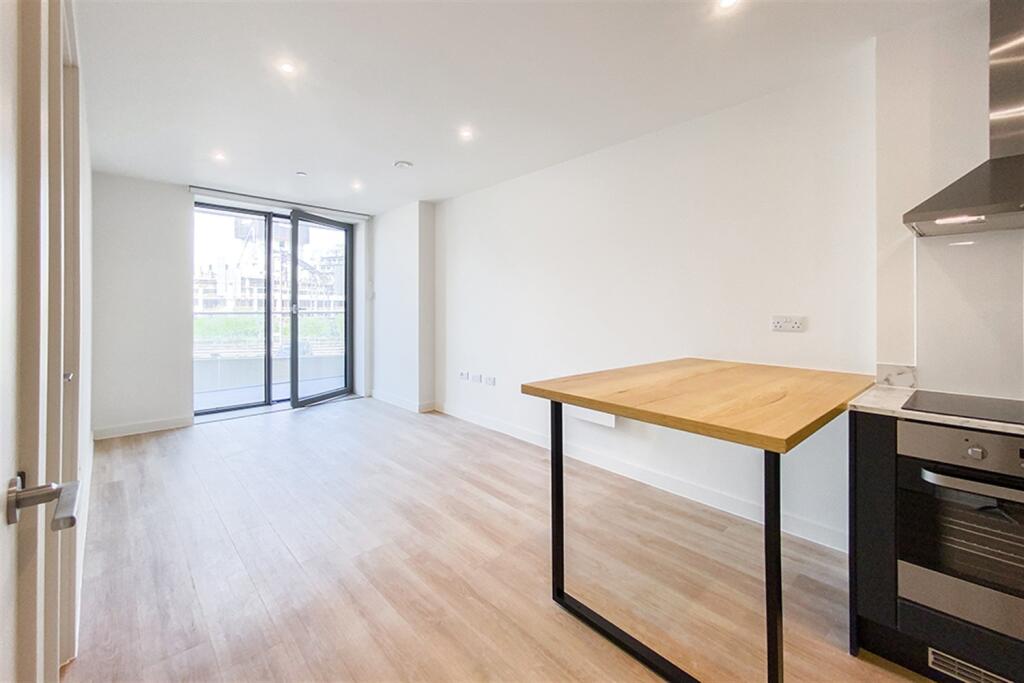 Main image of property: Laurence Place, M3
