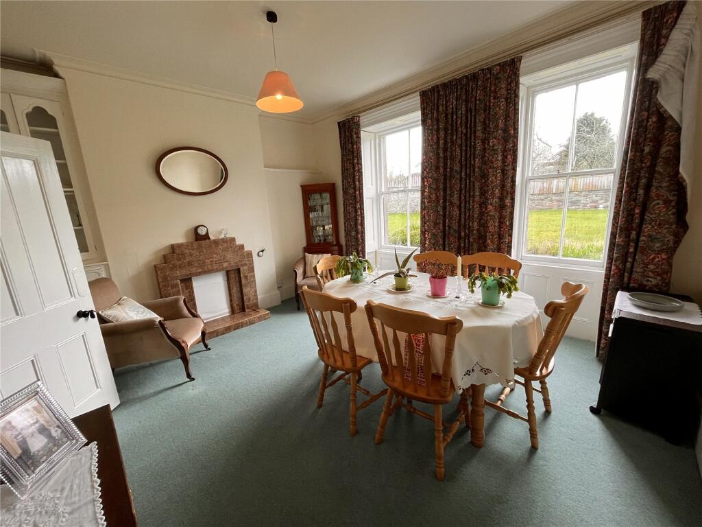 7 bedroom detached house for sale in Bronllys Road, Talgarth, Brecon