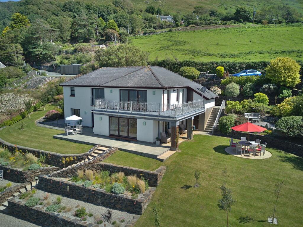 5 bedroom detached house for sale in Llwyngwril, Gwynedd, LL37