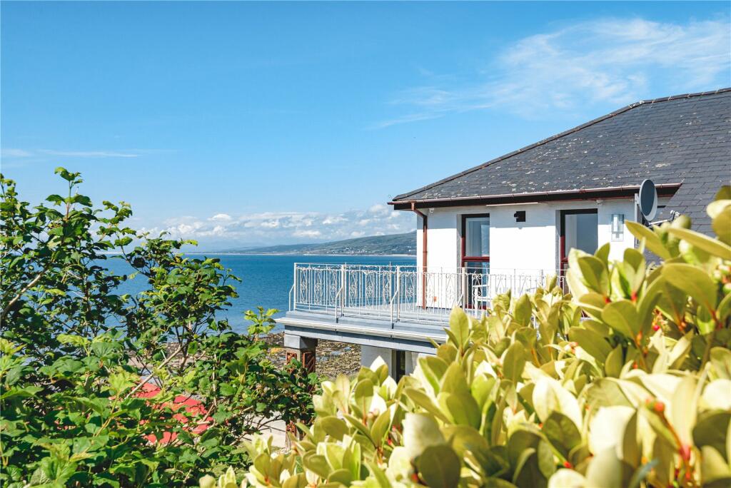 5 bedroom detached house for sale in Llwyngwril, Gwynedd, LL37