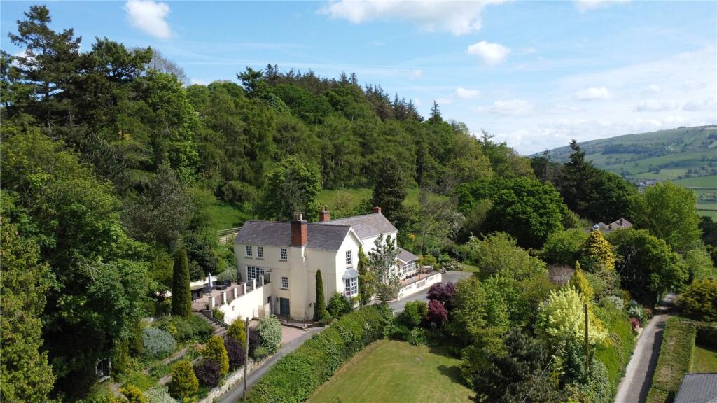 Main image of property: Rhallt, Trelydan, Welshpool, Powys
