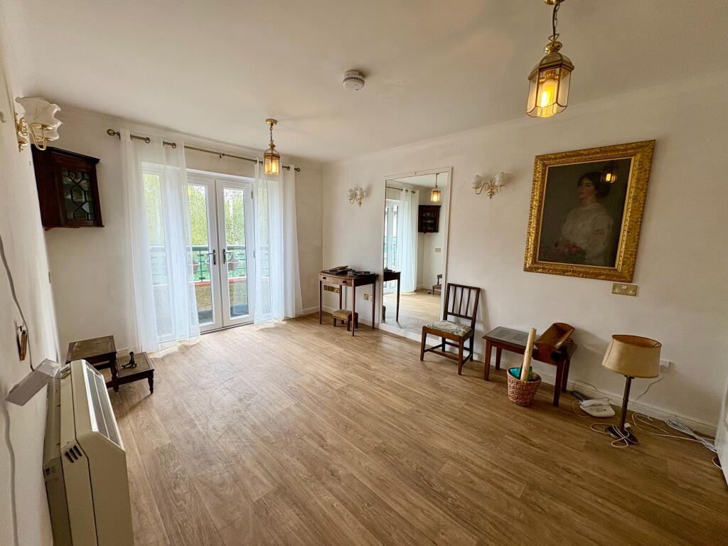 Main image of property: Kings Street, Cambridge, CB1