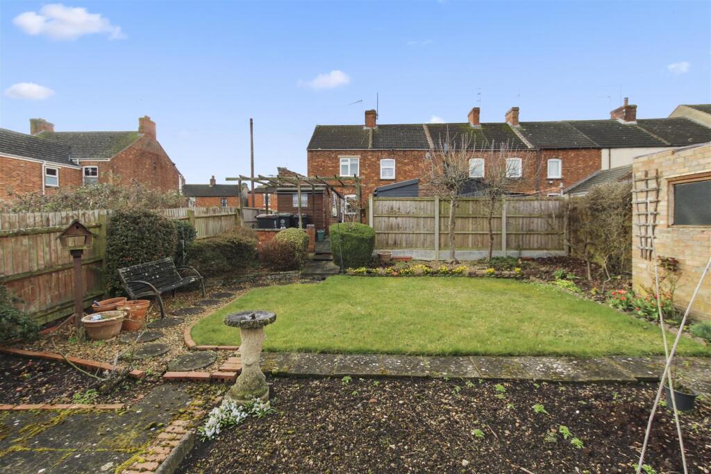 Main image of property: Finedon Road, Irthlingborough