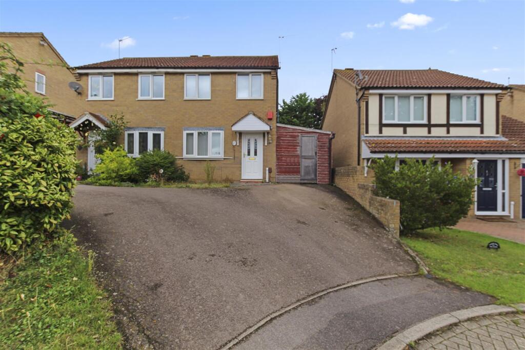 Main image of property: Drayton Place, Irthlingborough