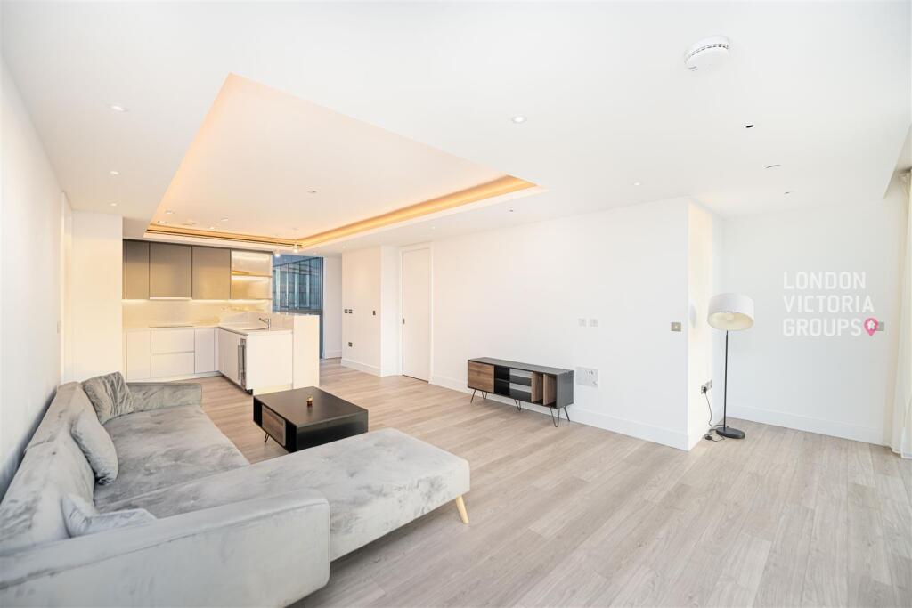 Main image of property: Bollinder Place, London