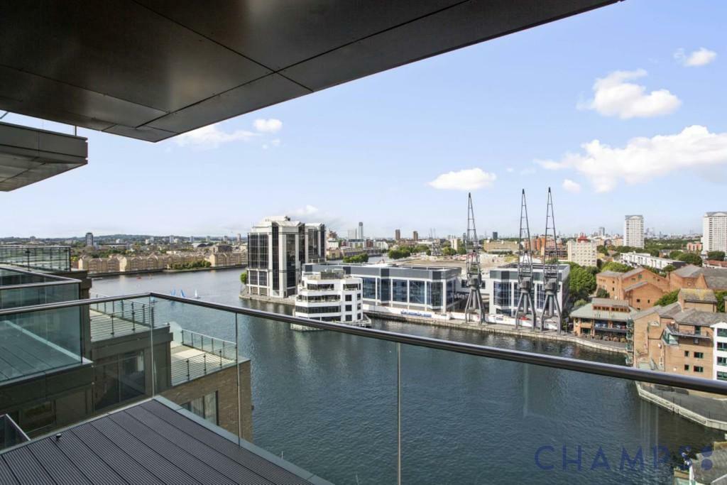 Main image of property: 7 Turnberry Quay, E14 9GH