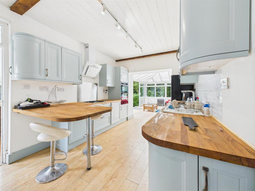 Main image of property: Thornhill Road, Cross Hands, Llanelli