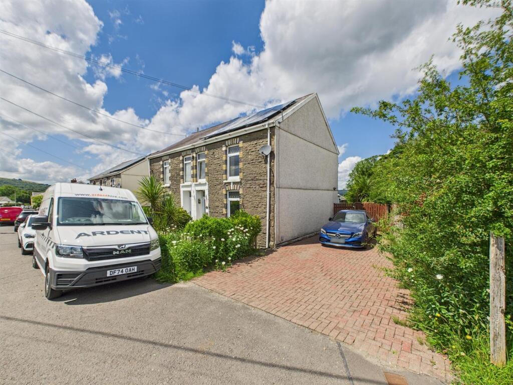 Main image of property: Leyshon Road, Gwaun Cae Gurwen