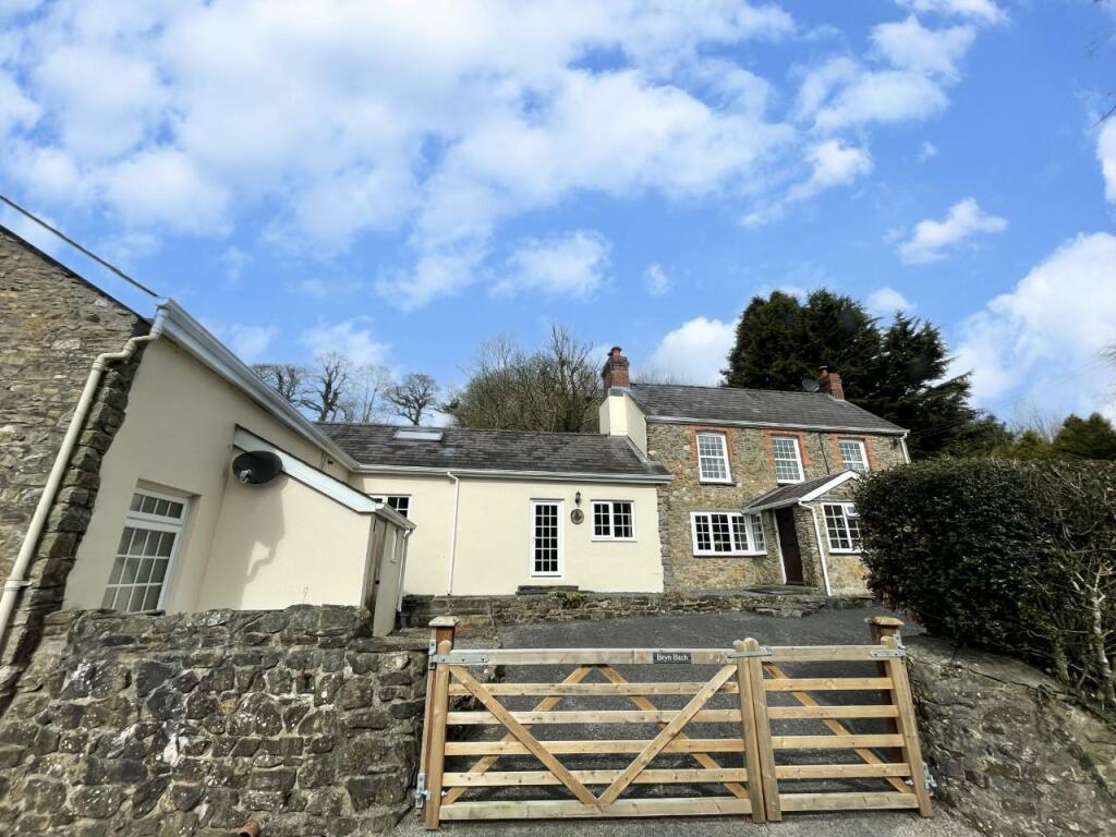 5 bedroom country house for sale in Talog, Carmarthen, SA33