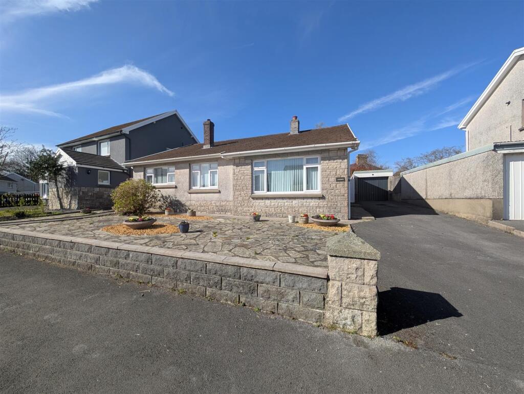 Main image of property: Nant-Yr-Arian, Carmarthen