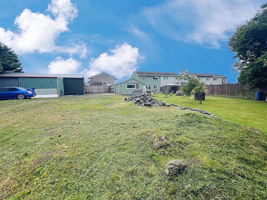 Main image of property: Is-Y-Llan, Llanddarog, Carmarthen
