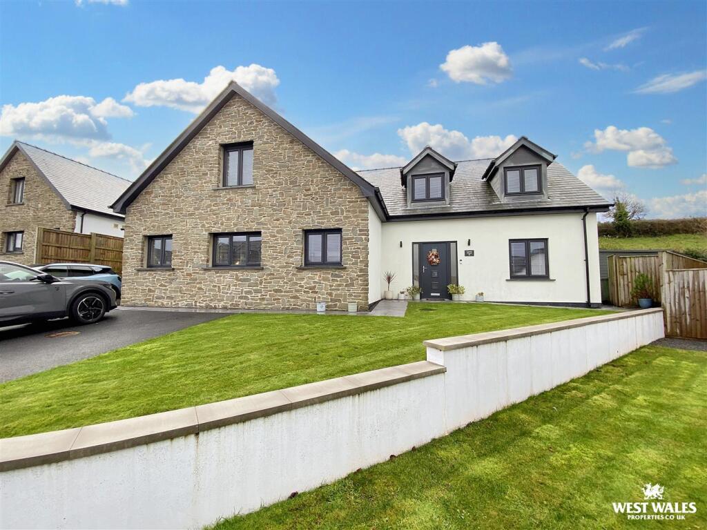 Main image of property: Pludds Meadow, Laugharne, Carmarthen