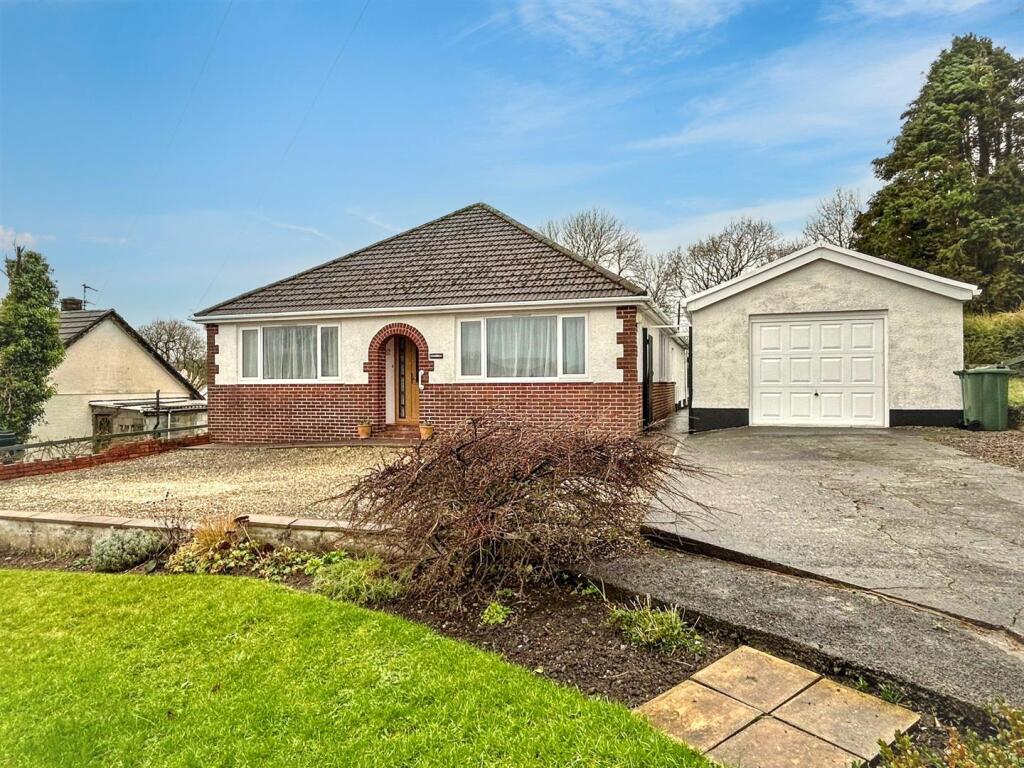 Main image of property: Meinciau Road, Mynyddygarreg, Kidwelly