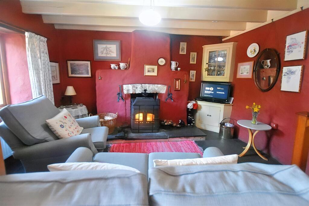 Main image of property: Hanna's Cottage, St. Florence