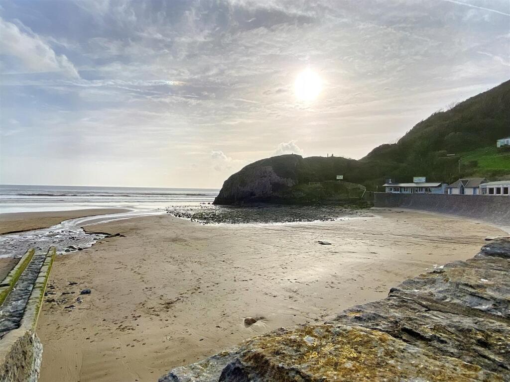 Main image of property: The Waterfront , Marsh Road , Pendine, Laugharne, Carmarthen