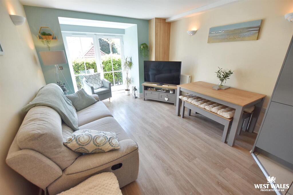 Main image of property: St. Brides Hill, Saundersfoot