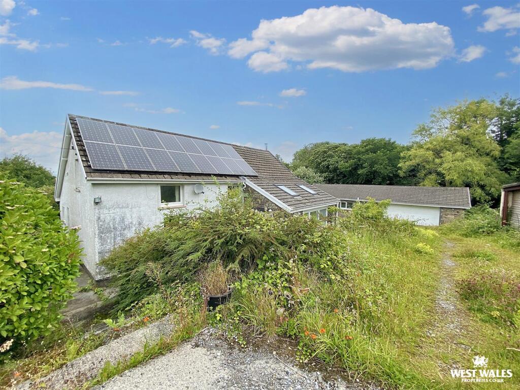 Main image of property: Tavernspite, Whitland