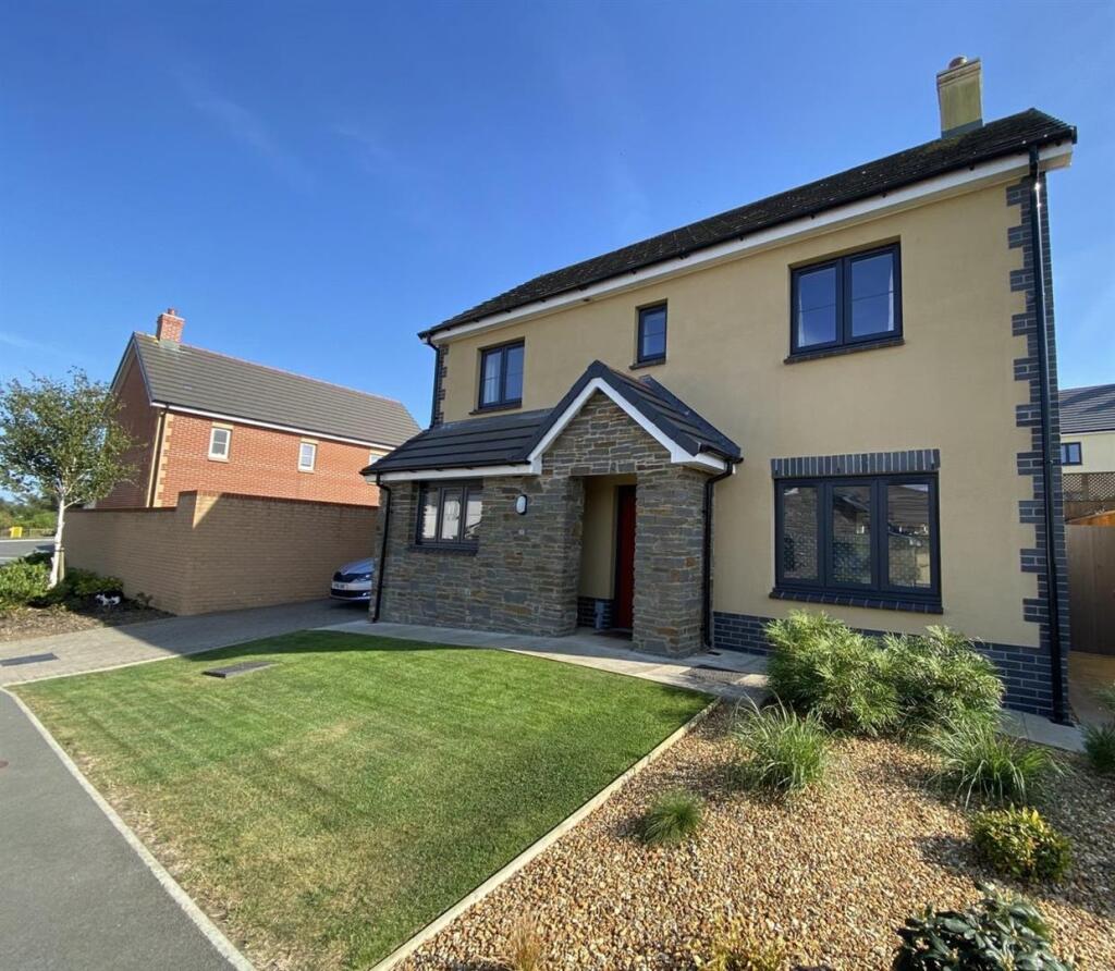 Main image of property: Cornfield Walk, Sageston