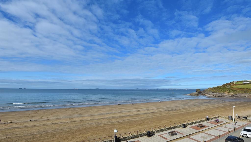 1 bedroom apartment for sale in Broad Haven, SA62