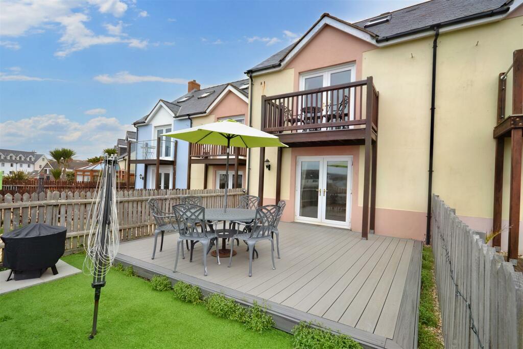 3 bedroom town house for sale in Puffin Way, Broad Haven, Haverfordwest