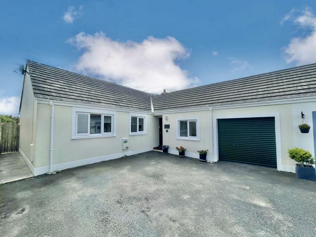 3 bedroom detached bungalow for sale in Maes Y Dre, St Davids, SA62