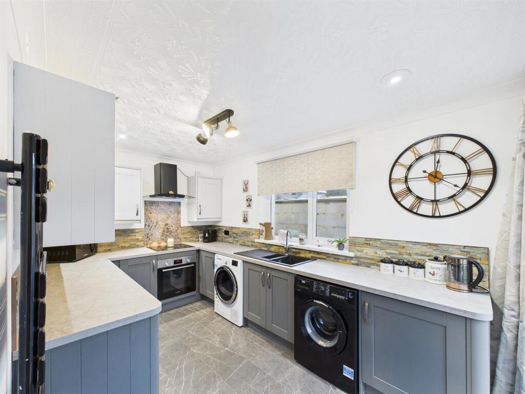 Main image of property: Pen Y Wern, Llanelli