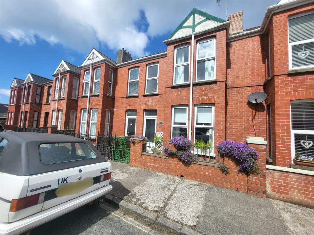 Main image of property: Dewsland Street, Milford Haven