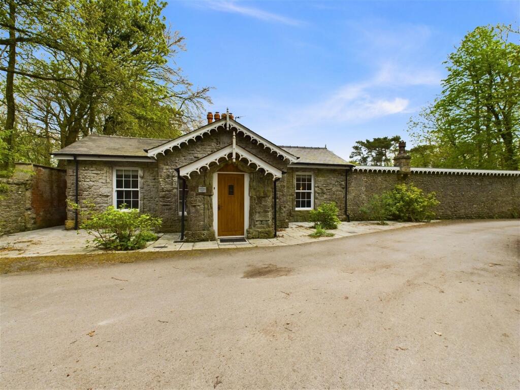 Main image of property: The Back Lodge, Hawksheads, Bolton Le Sands, Lancashire, LA5 8AD