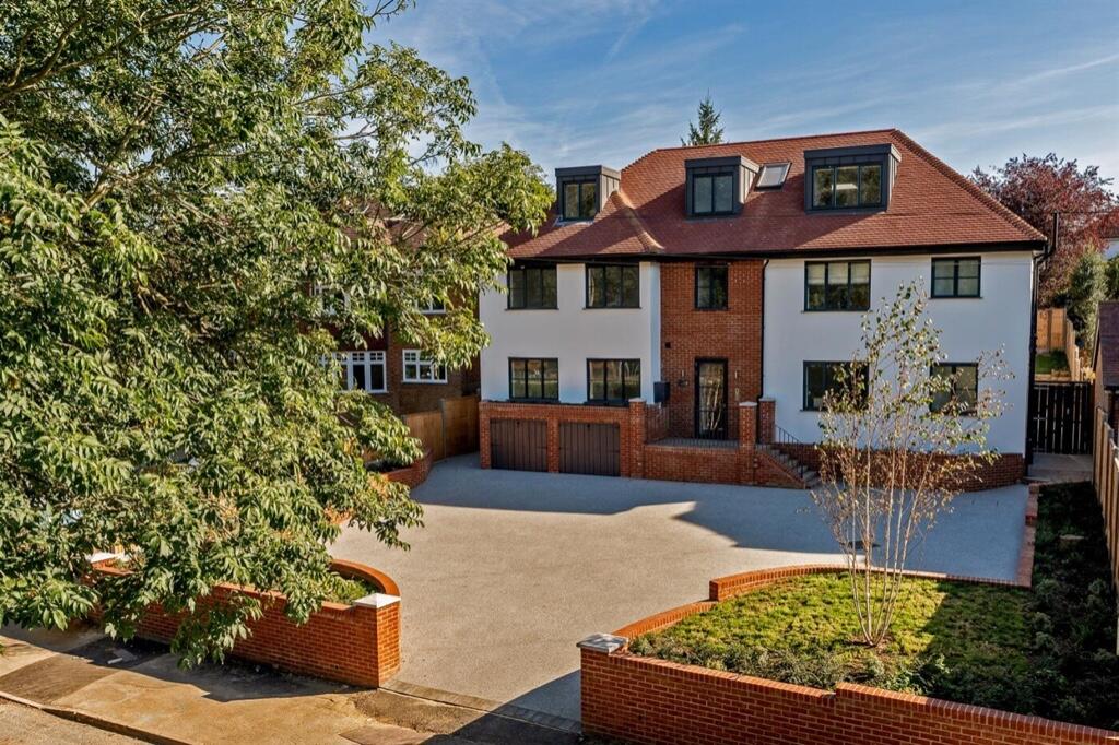 Additional property image - 4 Pavilion Court - Bishop's Stortford