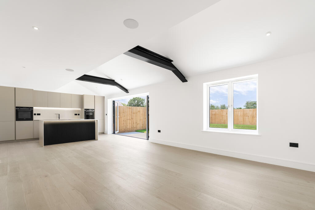 Additional property image - Candleford Mews  ~  Brentwood