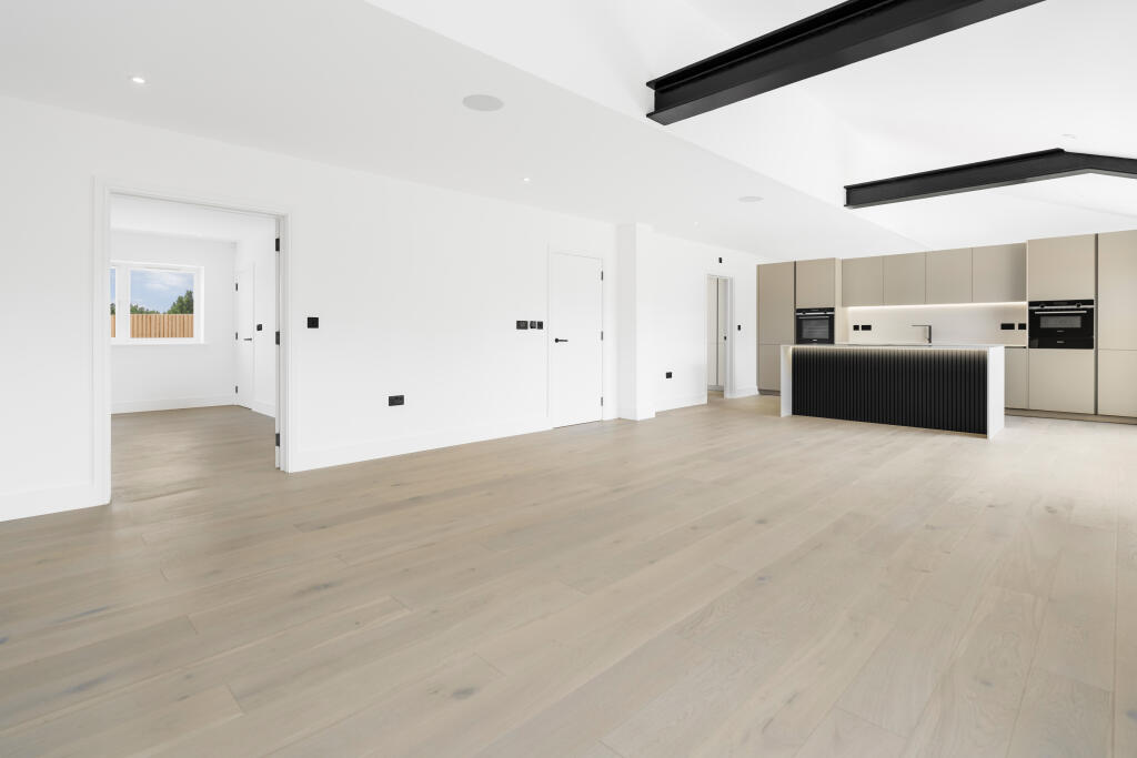 Additional property image - Candleford Mews  ~  Brentwood