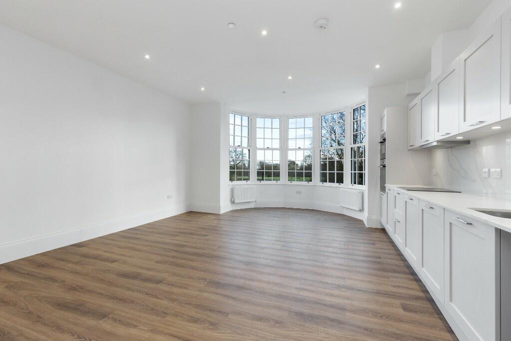 Additional property image - Mansion Apartments - Millfield Park