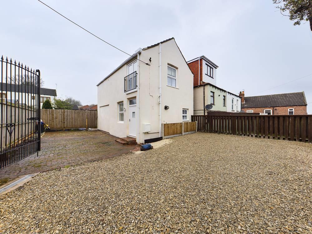 Main image of property: North Ives, Pontefract