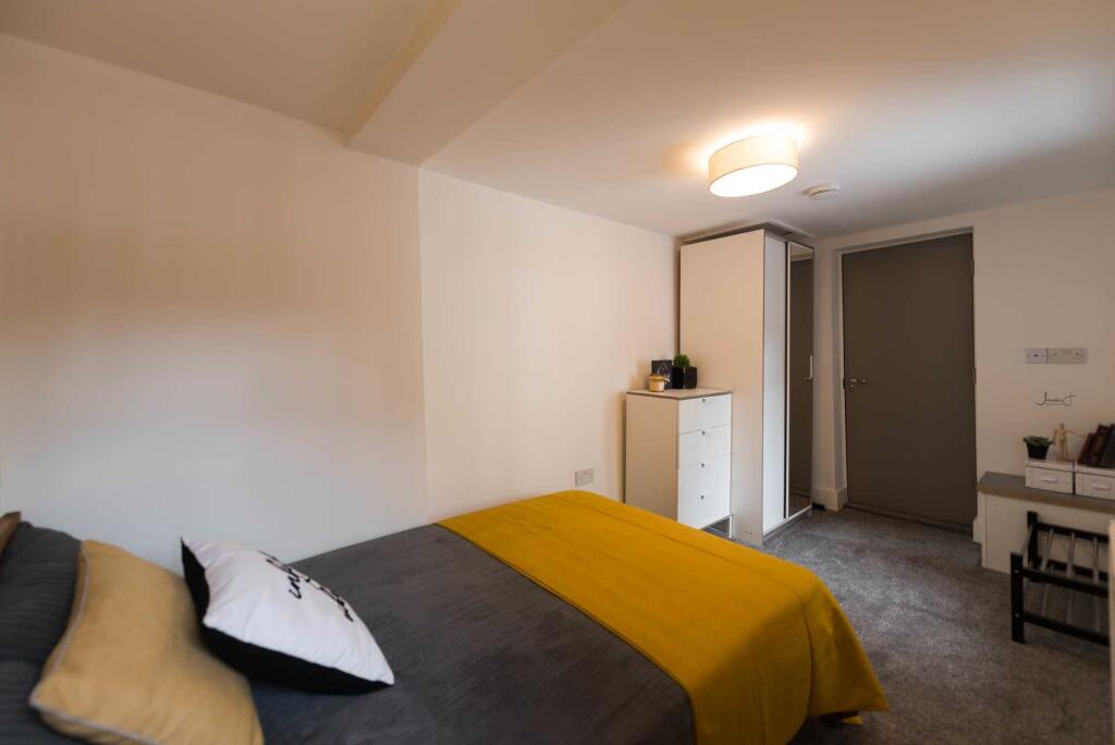 Additional property image - Mayfield Avenue