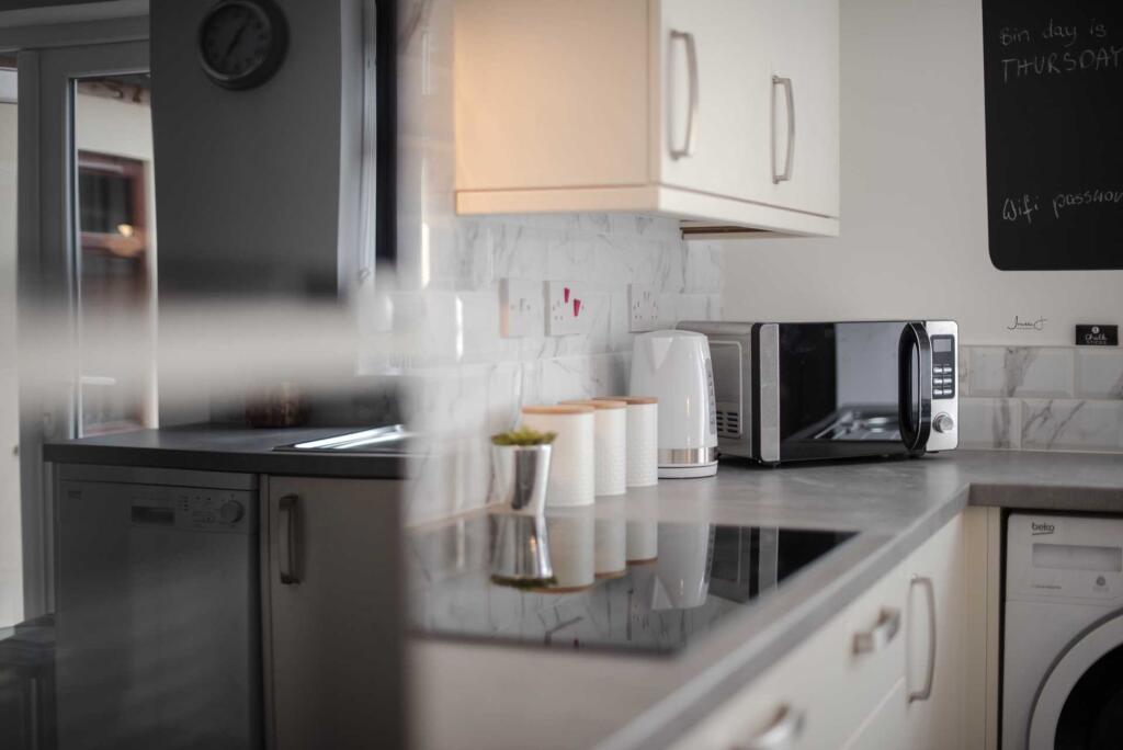 Additional property image - Mayfield Avenue