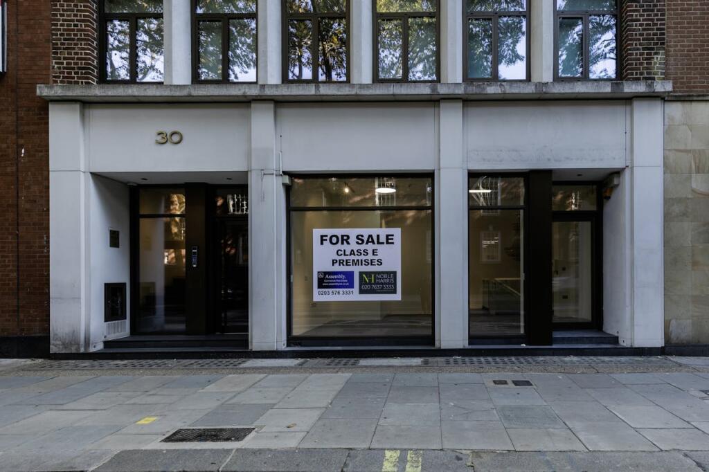Main image of property: 32 Gray's Inn Road, London, WC1X 8HR