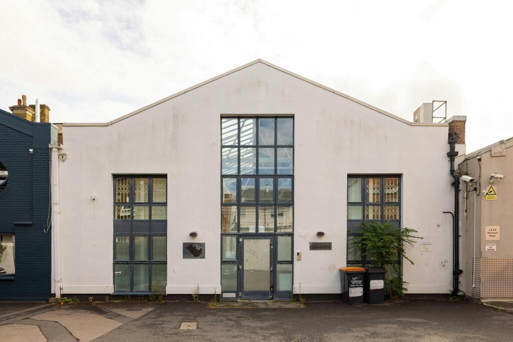 Main image of property: 2 Vencourt Place, London, W6 9NU