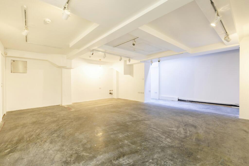 32 Grays Inn Road 11.jpg