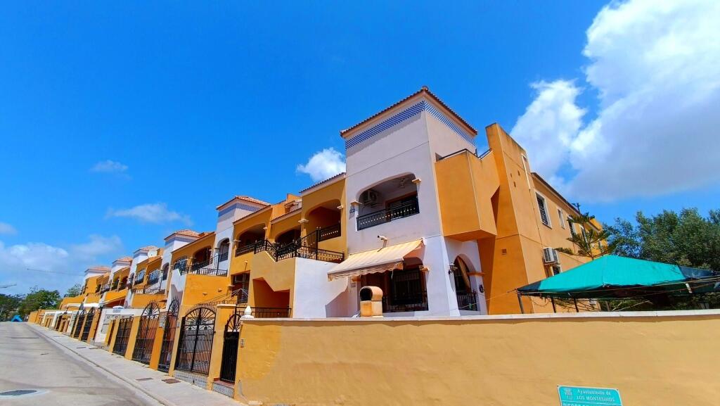 Main image of property: Valencia, Alicante, Los Montesinos