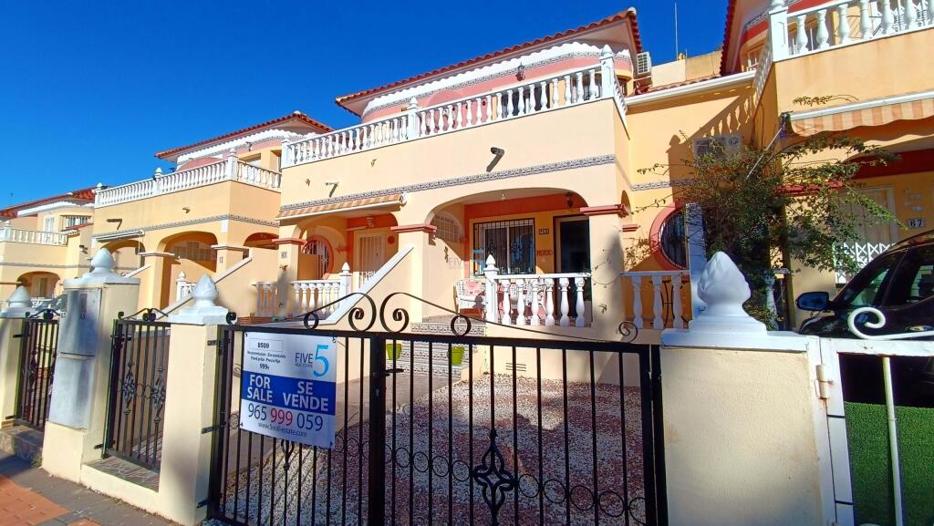 Main image of property: Valencia, Alicante, Algorfa