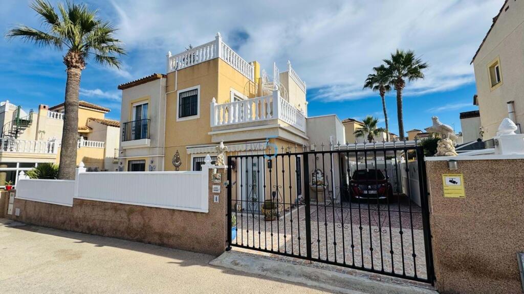 Main image of property: Valencia, Alicante, Algorfa