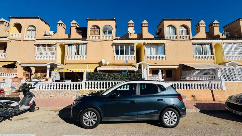Main image of property: Valencia, Alicante, Punta Prima