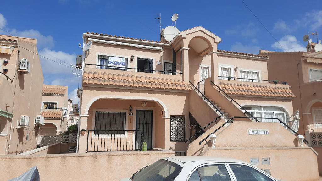 2 bed Penthouse for sale in Valencia, Alicante...