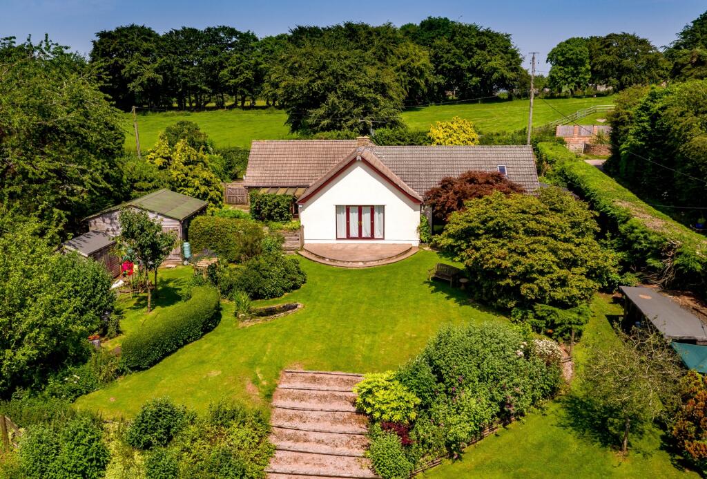 4 bedroom detached house for sale in Kimberley, Welsh Newton Common, NP25