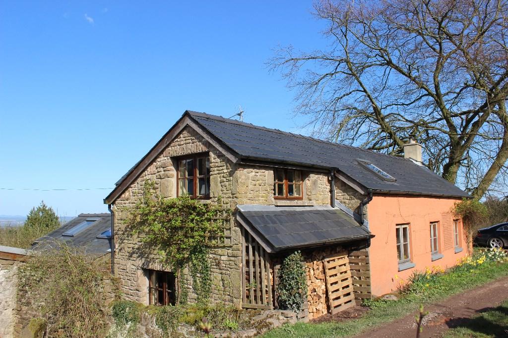 2 bedroom character property for sale in Welsh Newton Common