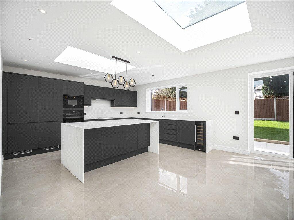 Additional property image - Todd Close, Bexleyheath, DA6