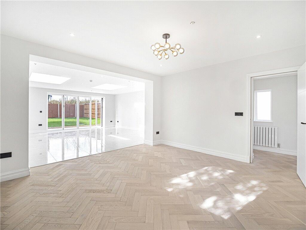 Additional property image - Todd Close, Bexleyheath, DA6