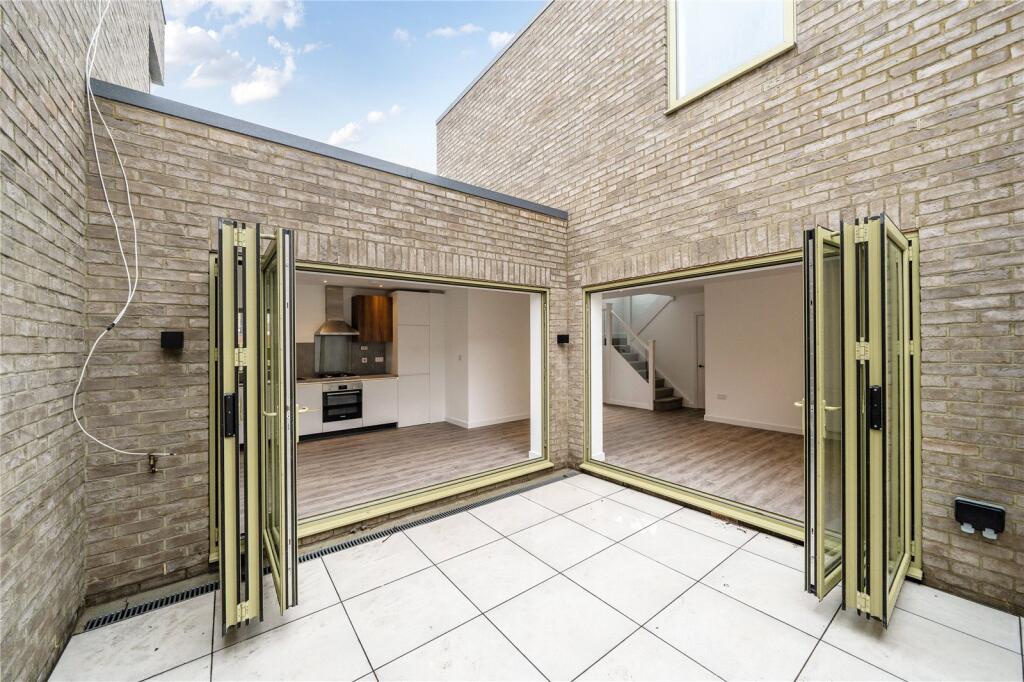 Main image of property: Brook Mews, London, N13